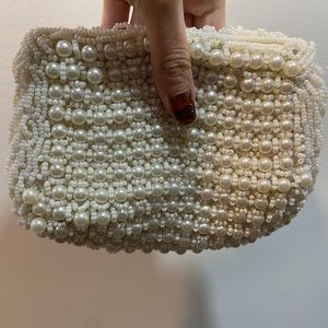Pearl clutch